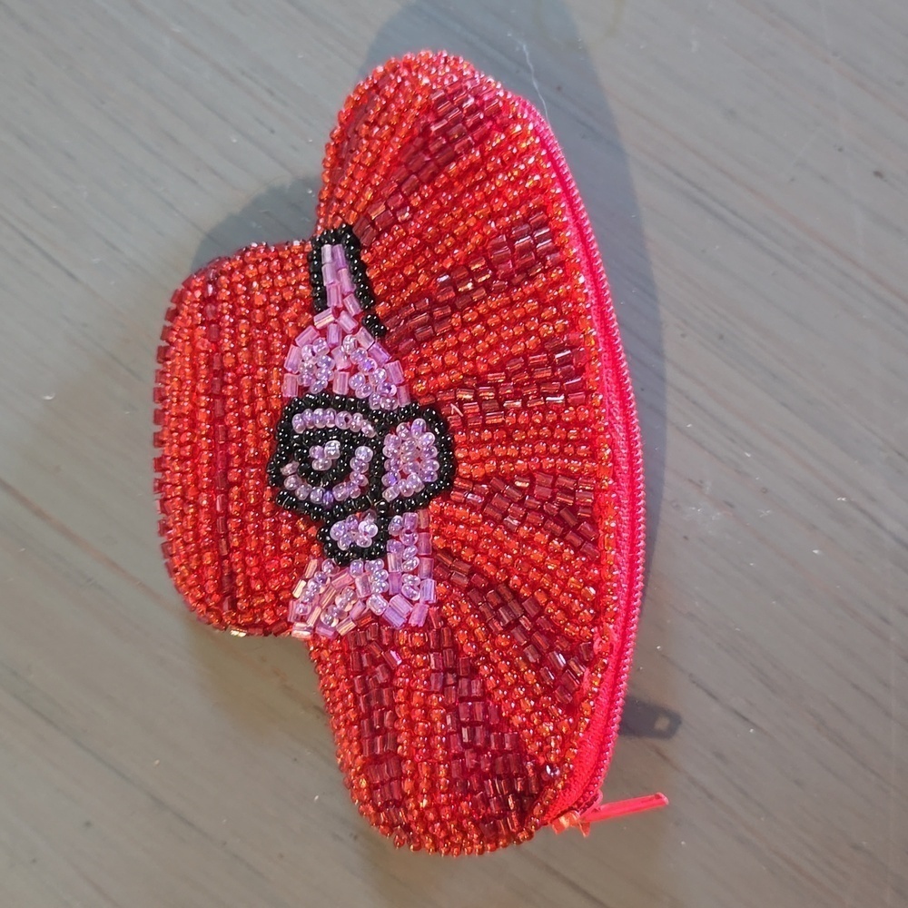 Vintage Red beaded ZIPPER Coin bag Excellent condition!